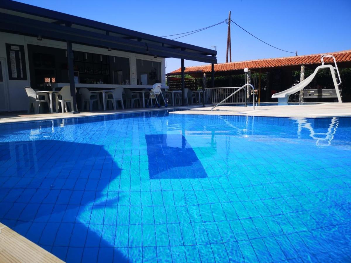 Golden Sun Aparthotel Tigkaki  Exterior photo